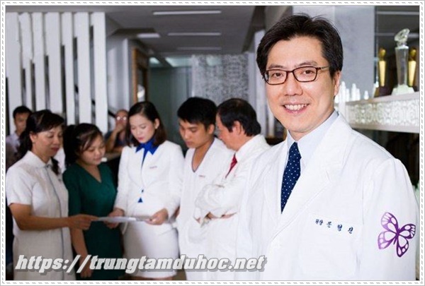 du học sinh ng&agrave;nh tư vấn mỹ phẩm